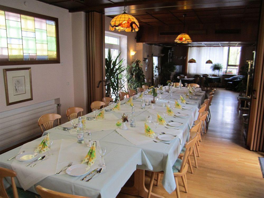 סארברוקן Hotel Faehrhaus מראה חיצוני תמונה