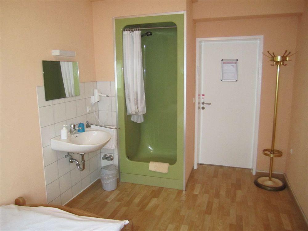 סארברוקן Hotel Faehrhaus מראה חיצוני תמונה